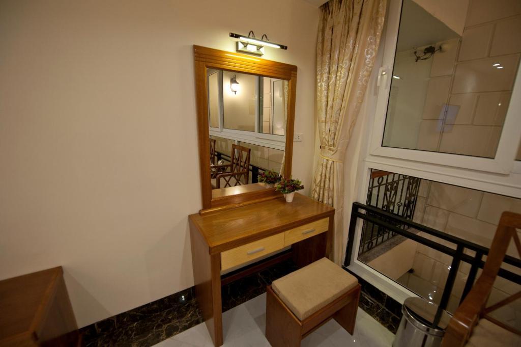 Blue Sapa Hotel Room photo